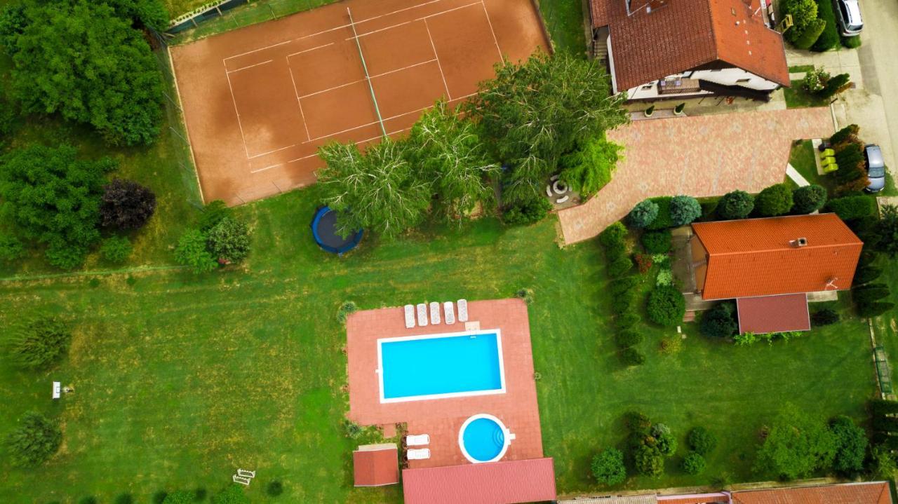 Tenisz Vendégház Ordacsehi Extérieur photo