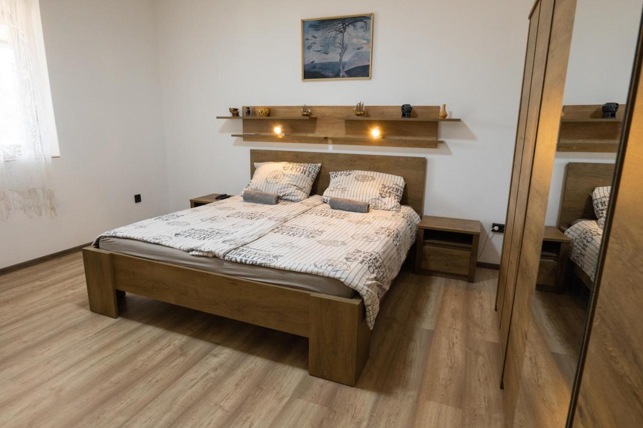 Tenisz Vendégház Ordacsehi Extérieur photo