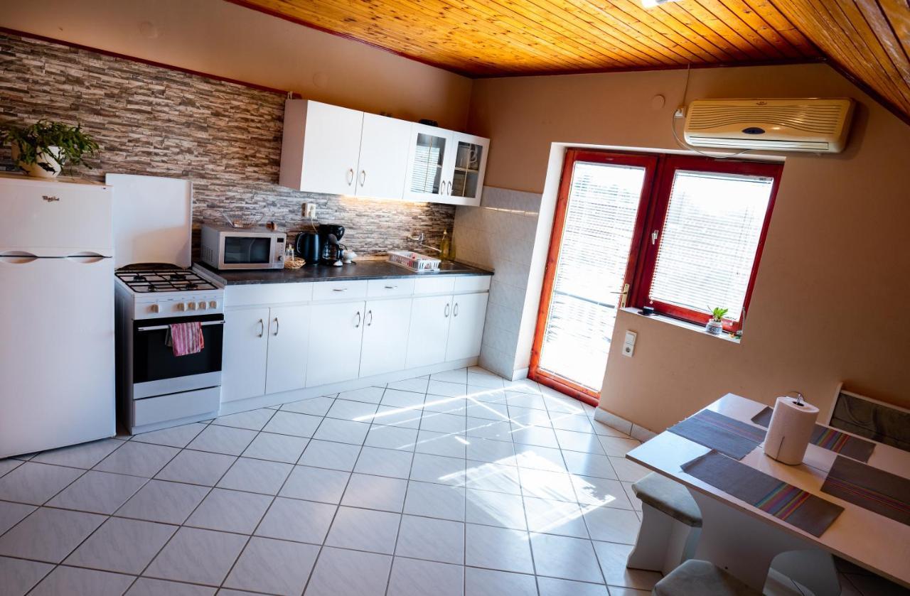 Tenisz Vendégház Ordacsehi Extérieur photo